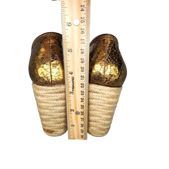 Coach Shoes Womens 6.5 Gold Metallic Crackled Bow Tie Wedge Espadrille Heels Y2k - Picture 11 of 13